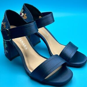 Tamara Duchese Navy Blue Embroidered Block Heels Size 6